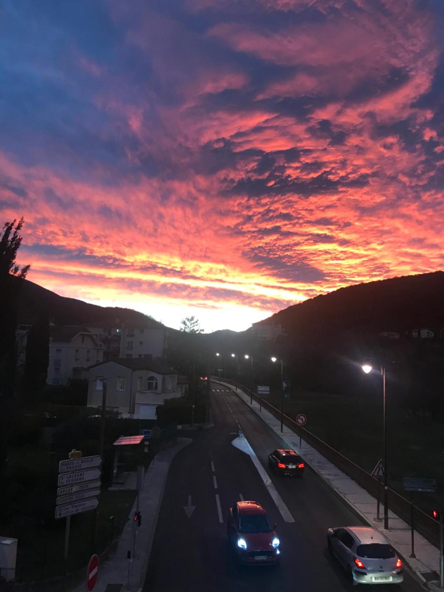 Hebergements A La Rive, Accueil Ouvert Tous Les Jours Jusqu'A 20H00 Dernier Delai, Depuis 30 Ans ! Reserver Ici Svp ! Merci ! Aucun Reglement A Distance Accepte, Paiement Par Cb, Especes, Cheque Ou Cheques-Vacances Imperativement A La Remise Des Clef Amélie-les-Bains-Palalda Екстериор снимка